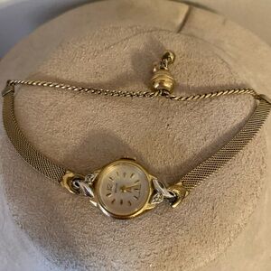 Vintage Baylor Elegant Gold Women's Watch Manual Wind